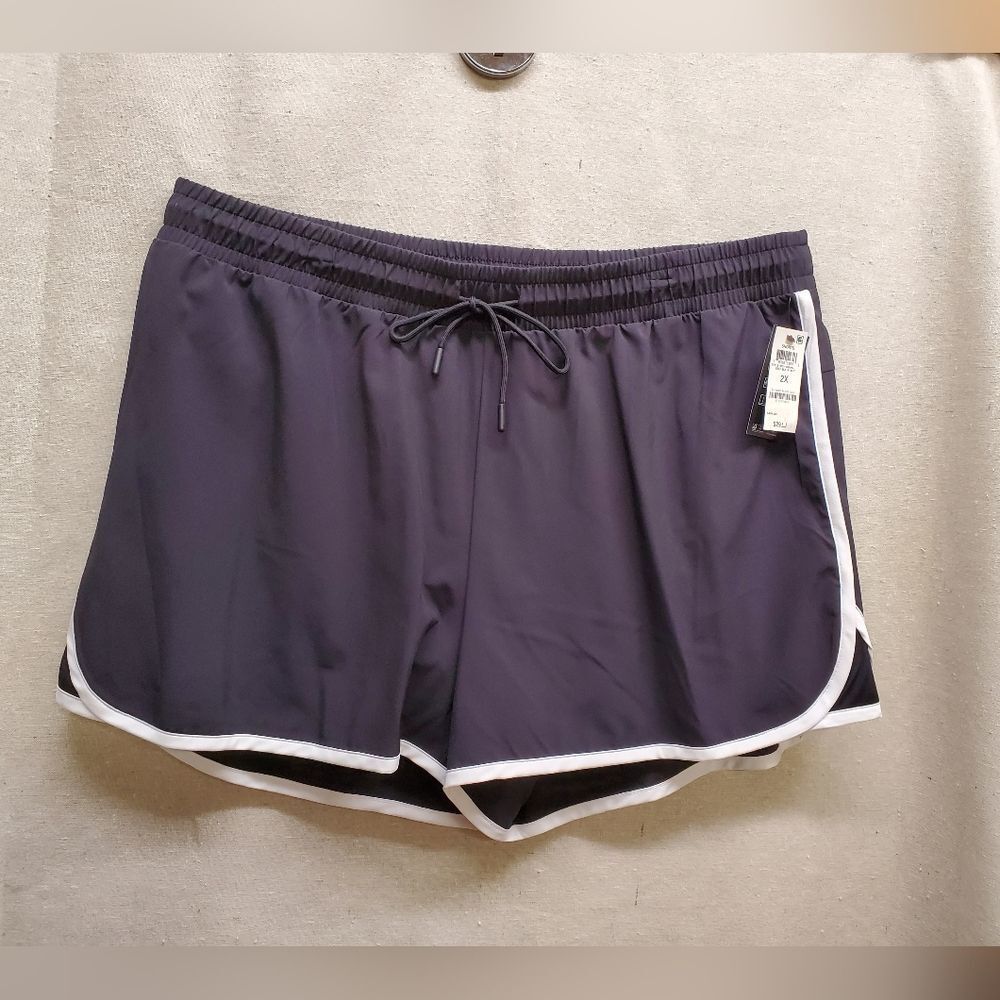 Plus Size Ideology Brand Black Athletic Shorts in Size 2X